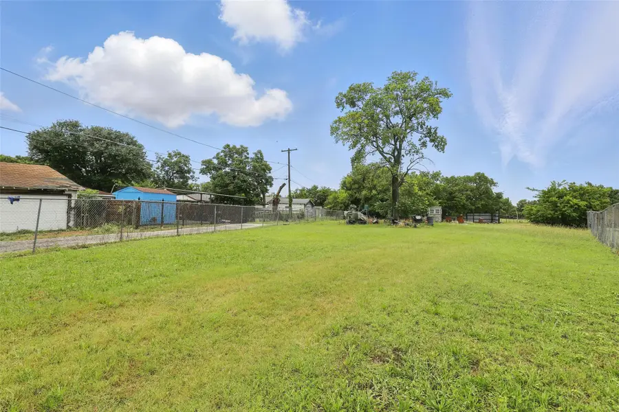 3120 5th Avenue, Fort Worth, TX 76110 - Image #3