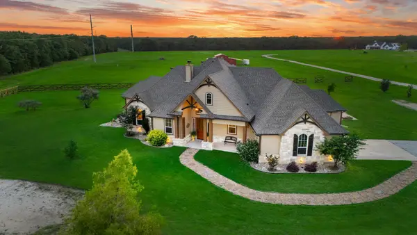 4182 Hidden Meadow Drive, Quinlan, TX 75474