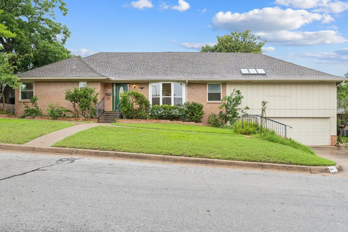 6417 Ems Road W, Fort Worth, TX 76116 - Image #1