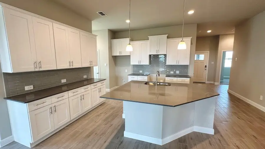 10512 Blue Lapis Road, Fort Worth, TX 76036 - Image #3