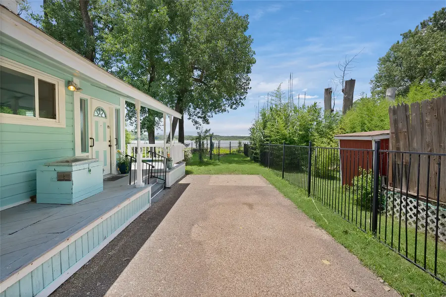 2425 E Lake Drive, Weatherford, TX 76087 - Image #3