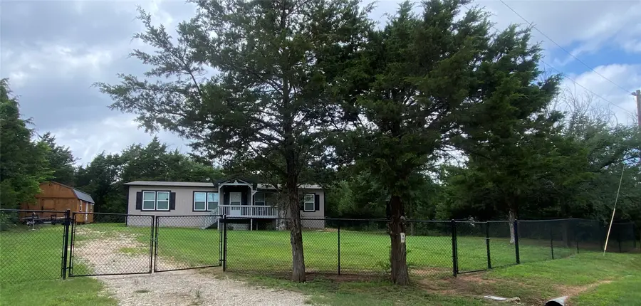 515 Whitaker Circle, Gordonville, TX 76245 - Image #3
