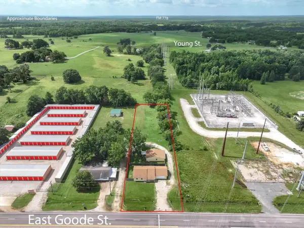 1118 E Goode Street, Quitman, TX 75783