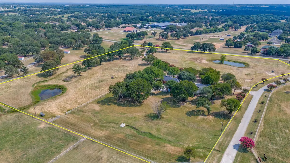 11000 Saint John Road, Pilot Point, TX 76258 - Image #1