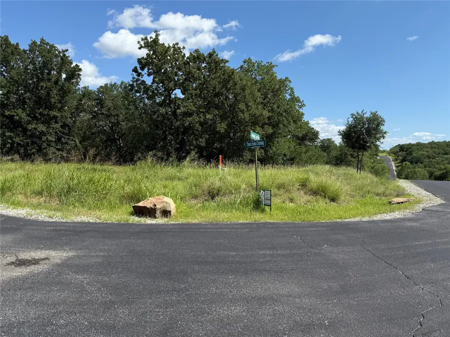 363 Three Forks Court, Chico, TX 76431 - Image #2