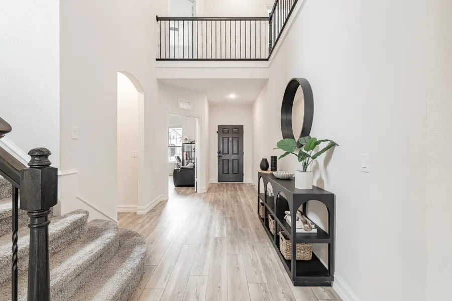 1517 Sawyer Drive, Aubrey, TX 76227 - Image #3