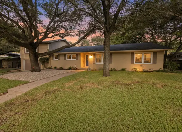 2225 Wooded Acres Drive, Waco, TX 76710