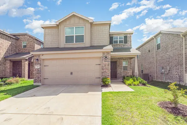 325 Hopson Street, Van Alstyne, TX 75495