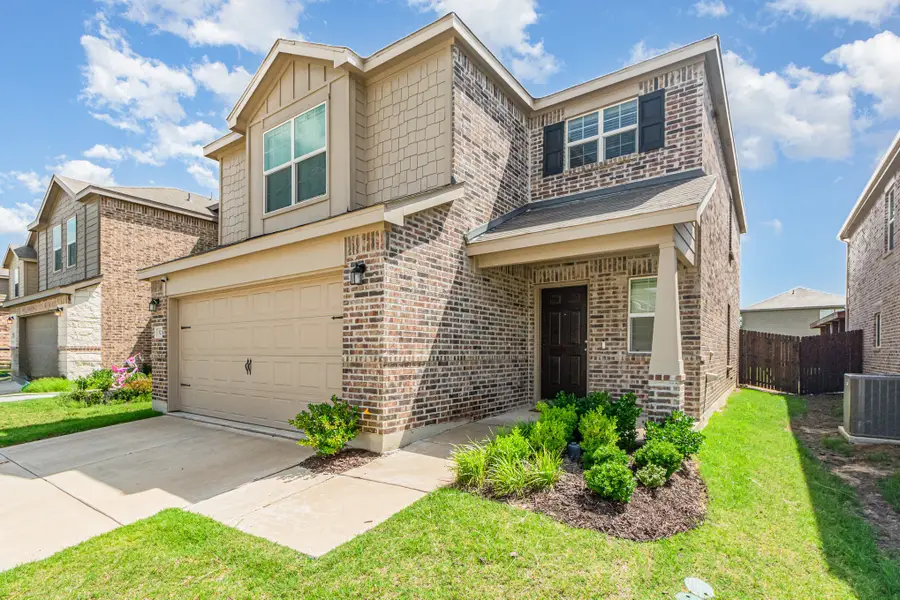 325 Hopson Street, Van Alstyne, TX 75495 - Image #2