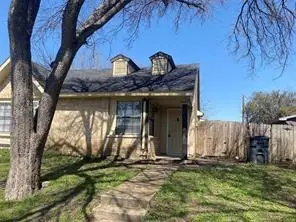 2425 Limestone Drive, Arlington, TX 76014 - Image #1