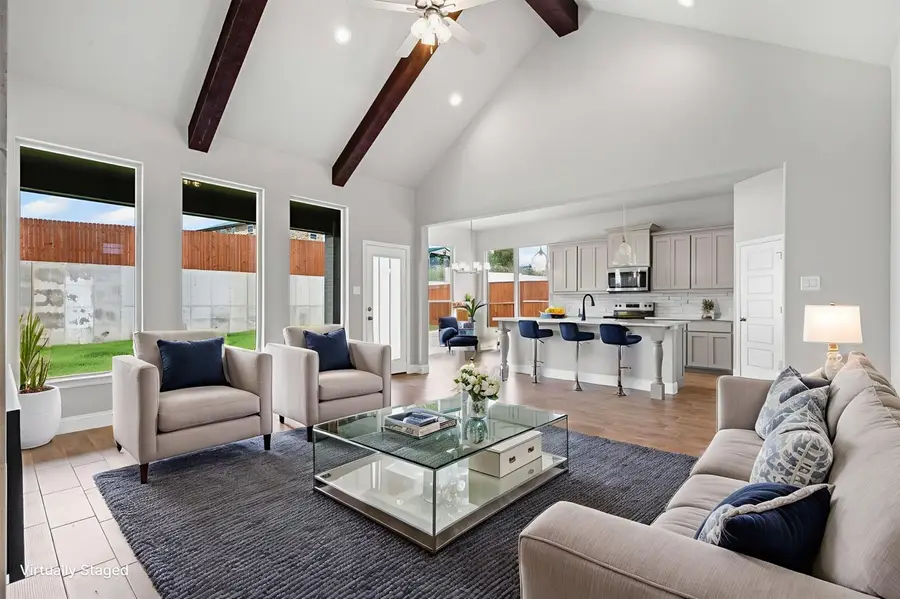 207 Mitchell Drive, Glen Rose, TX 76043 - Image #3