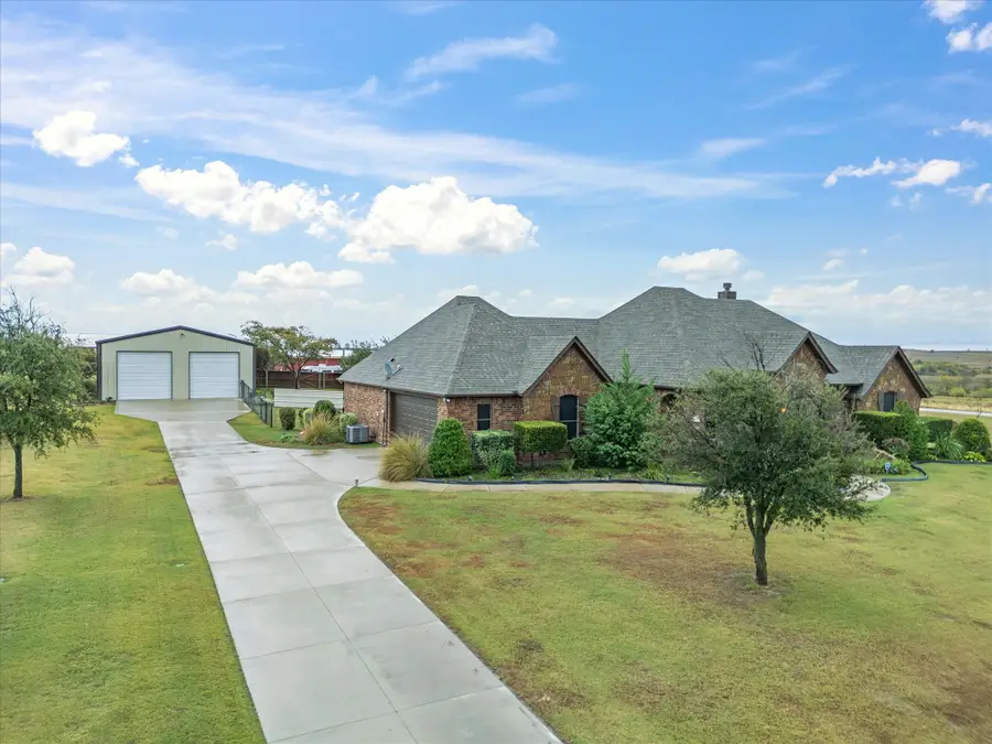 106 Lajitas Drive, Decatur, TX 76234 - Image #3