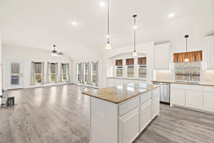 190 Half Moon Drive, Waxahachie, TX 75165 - Image #3