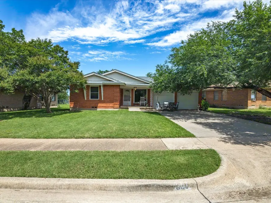 301 Redbud, Ellis, TX 75125 - Image #2