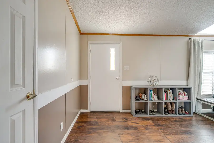 113 Salty Dog Lane, Springtown, TX 76082 - Image #2