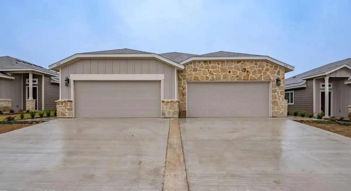 656-660 Wheatfield Drive, Venus, TX 76084 - Image #1