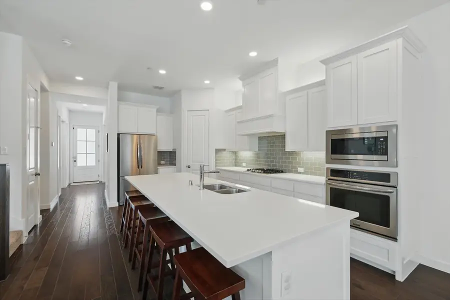 8740 Ice House Drive, North Richland Hills, TX 76180 - Image #2