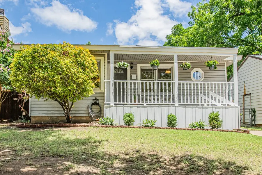 4012 Dexter Avenue, Fort Worth, TX 76107 - Image #2