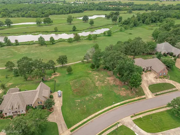 46 Golf Club Drive, Haughton, LA 71037