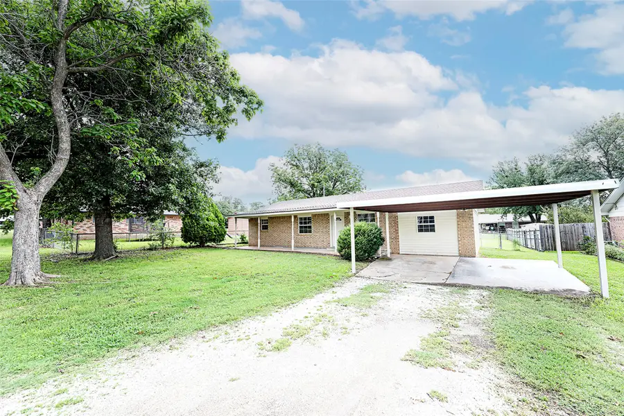 103 Wise Street, Nocona, TX 76255 - Image #3