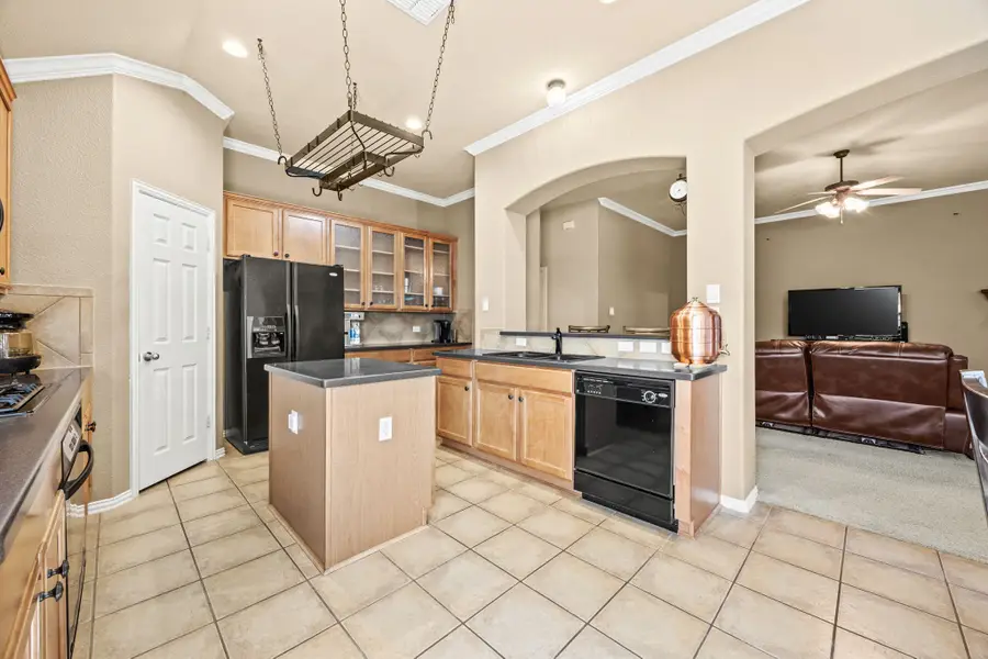 3301 Marymount Drive, Denton, TX 76210 - Image #3