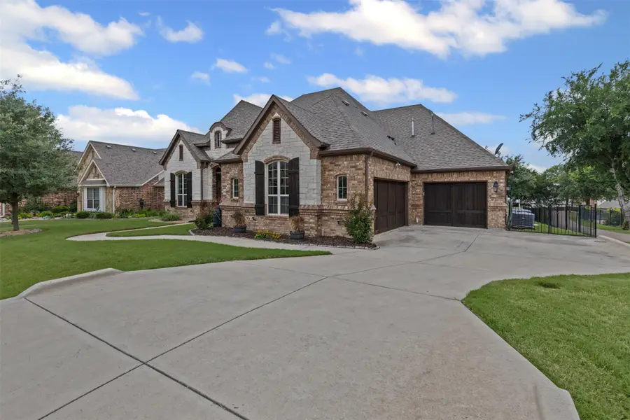 12341 Indian Creek Drive, Fort Worth, TX 76179 - Image #3