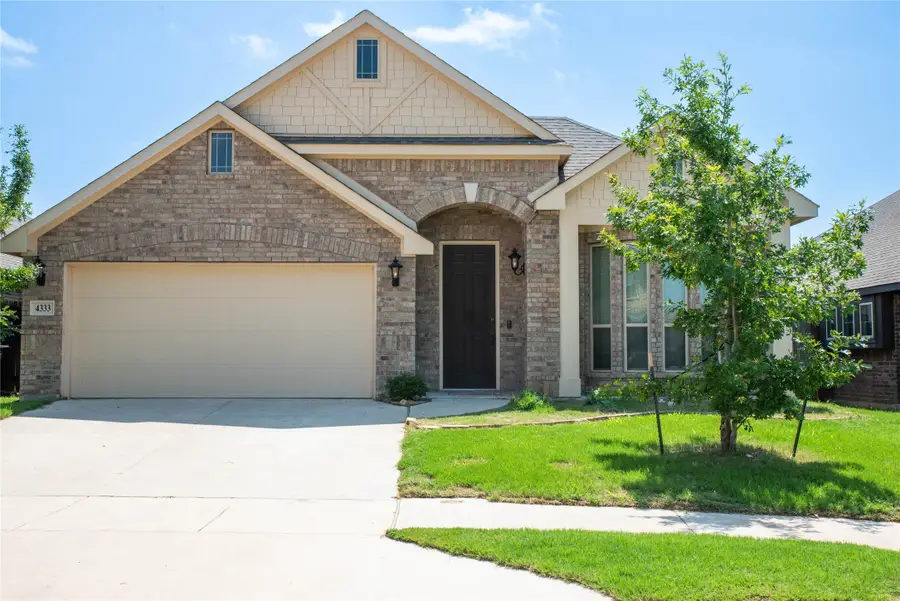 4333 Old Timber Lane, Fort Worth, TX 76036 - Image #2