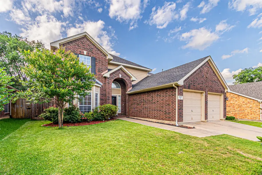 1617 Wood Ridge Court, Corinth, TX 76210 - Image #2