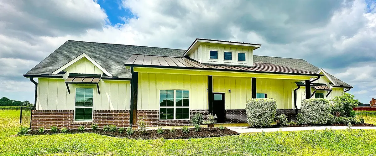 8164 Joella Lane, Grandview, TX 76050 - Image #1