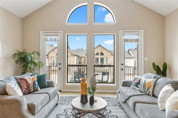 4217 Swan Forest Drive #D, Carrollton, TX 75010