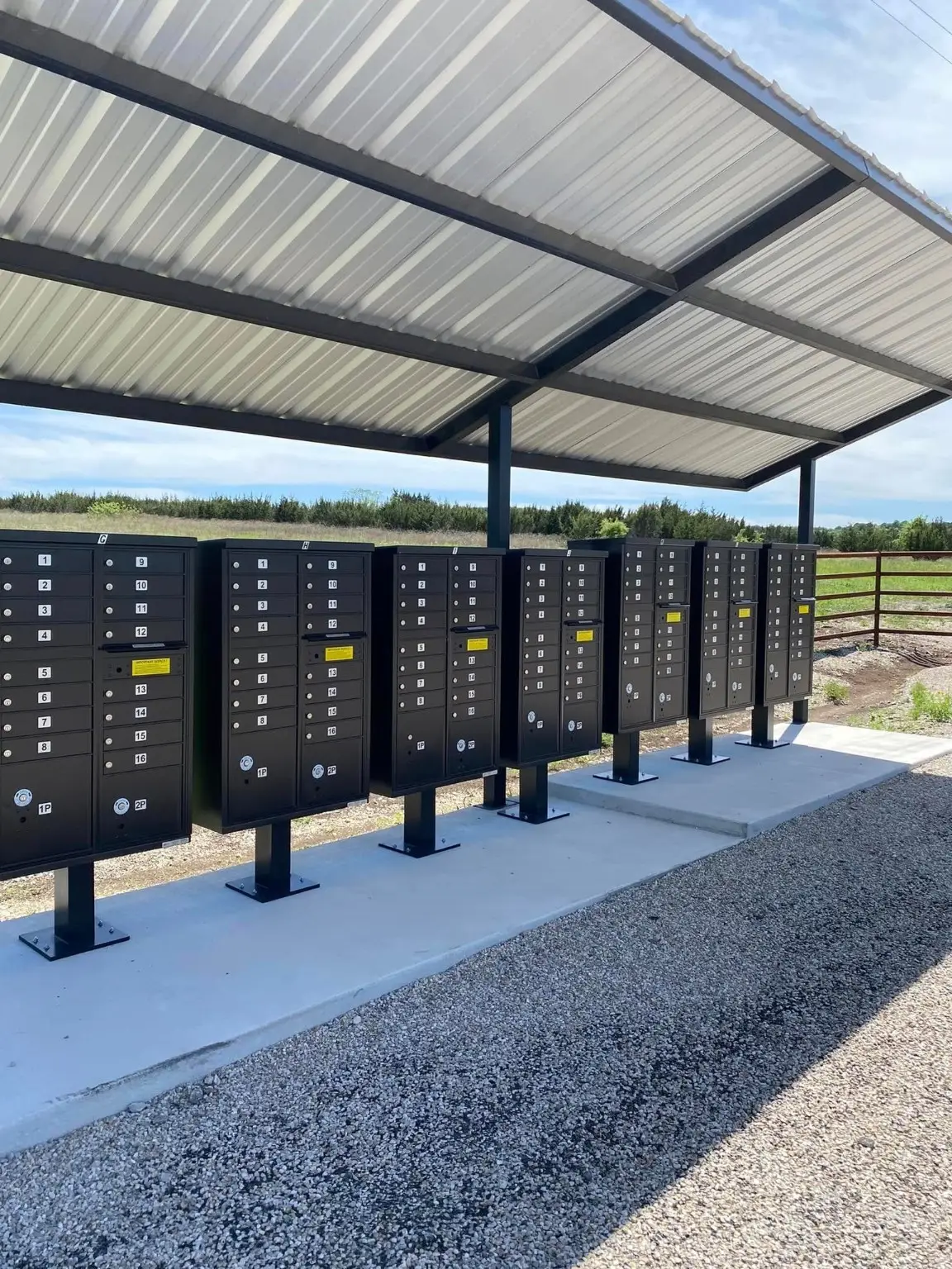 1093 Parker Valley Lane, Glen Rose, TX 76043 - Image #1