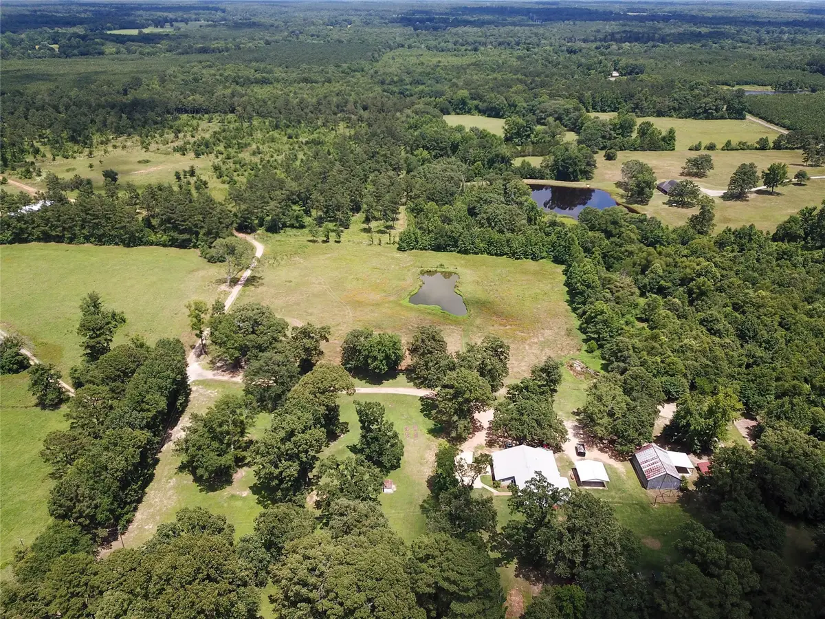 492 Cr 1107, Maud, TX 75567 - Image #1