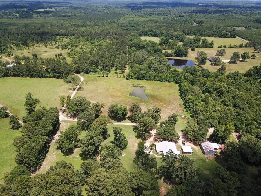 492 County Road 1107, Maud, TX 75567 - Image #2