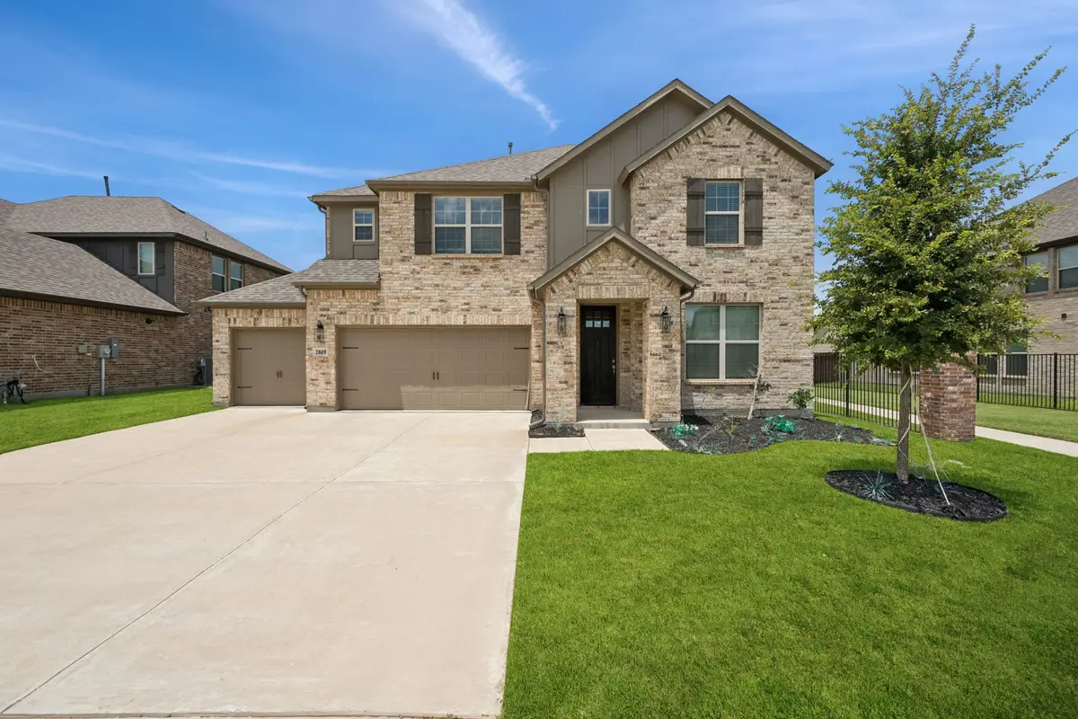 2819 Grand Lookout Lane, Arlington, TX 76001 - #1