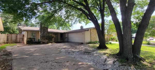 2914 Satsuma Drive, Dallas, TX 75229