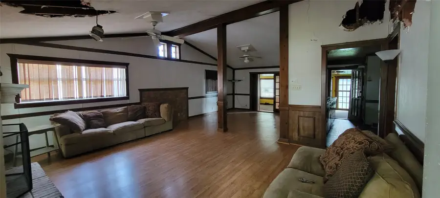 2914 Satsuma Drive, Dallas, TX 75229 - Image #3