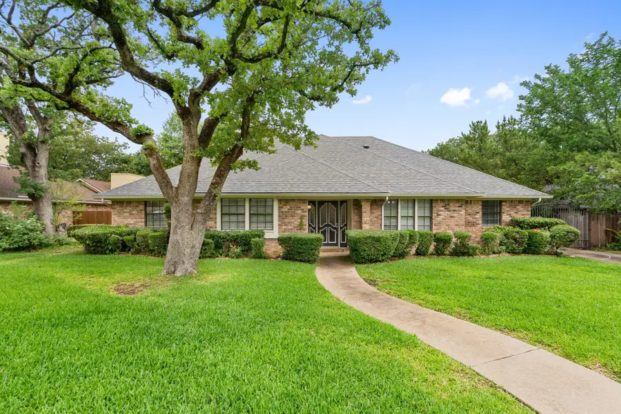 4002 Copperwood Court, Colleyville, TX 76034 - Image #2