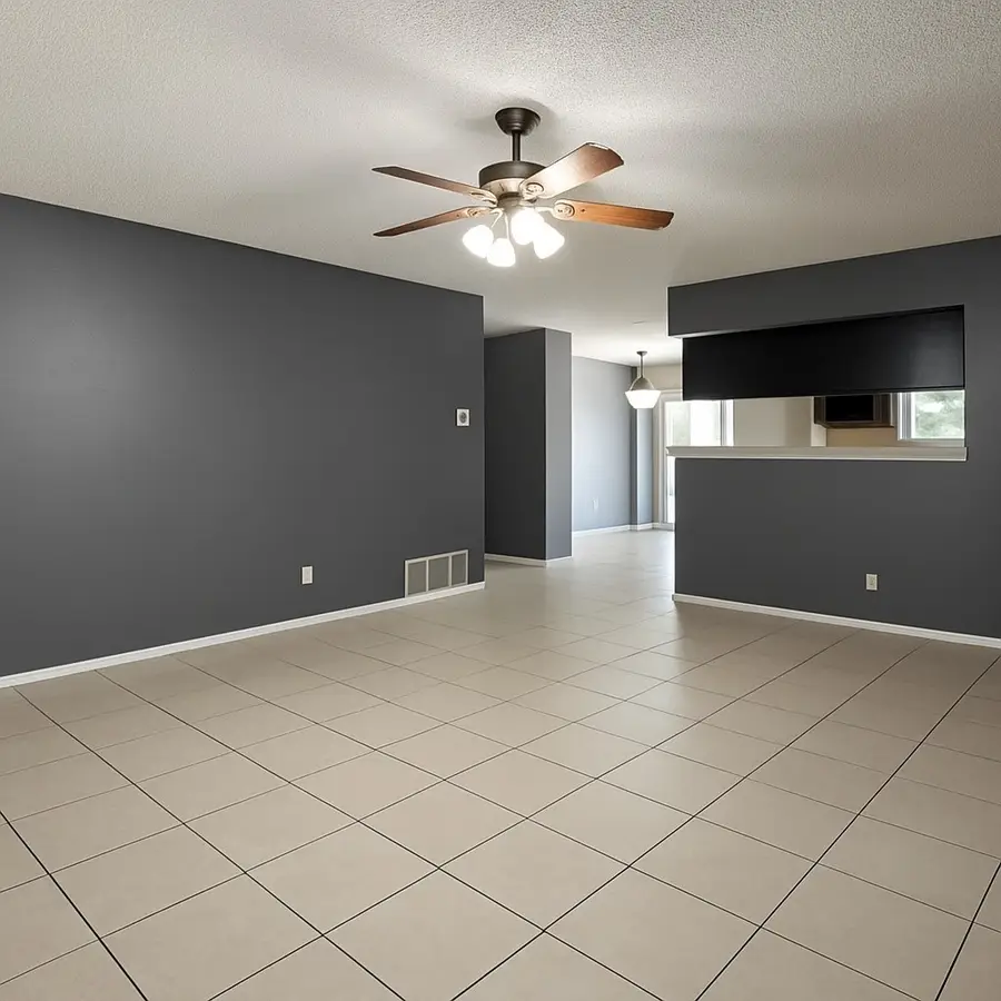 202 Modene Avenue, Waxahachie, TX 75165 - Image #2