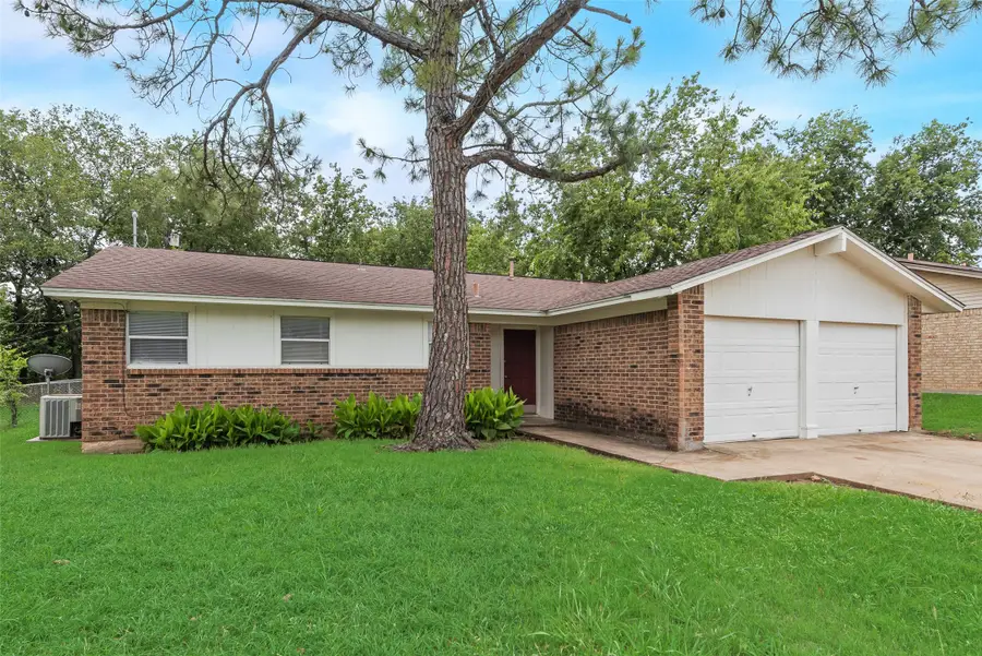 508 Neptune Drive, Denton, TX 76209 - Image #2