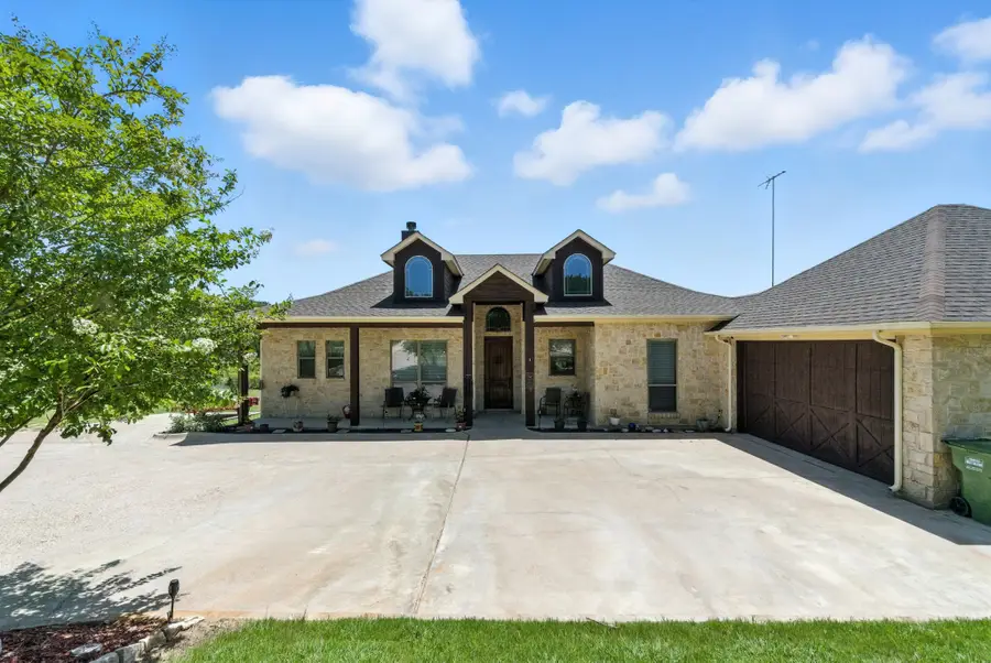 680 Sunfish Point, Bluff Dale, TX 76433 - Image #3
