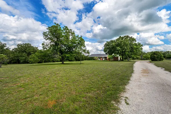 127 Jamar Drive, Weatherford, TX 76088