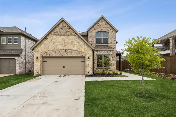 8402 Watersway Drive, Rowlett, TX 75088