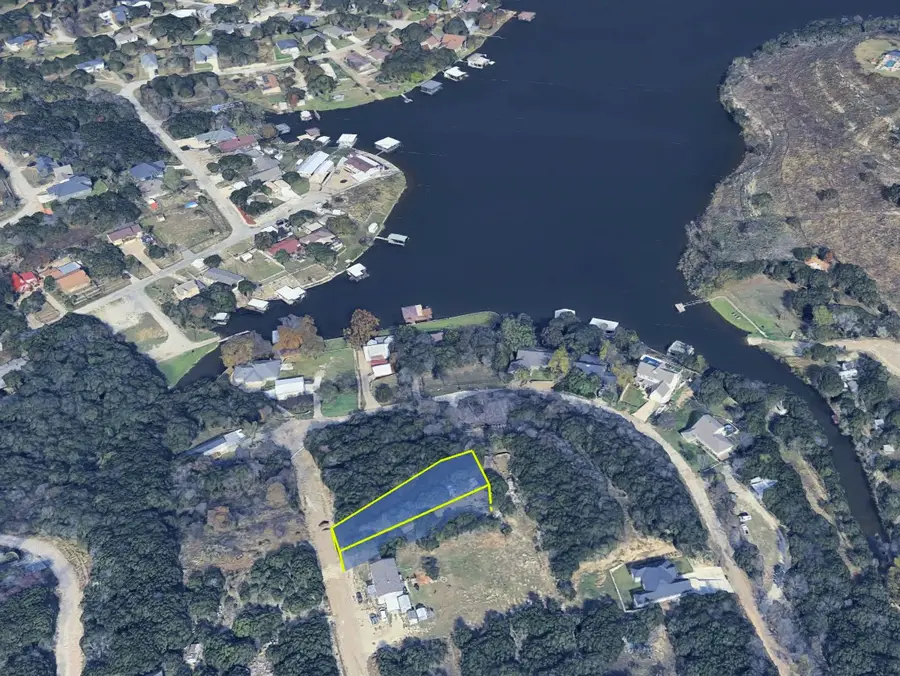 5509 N Lakeside Hills Court, Granbury, TX 76048 - Image #2