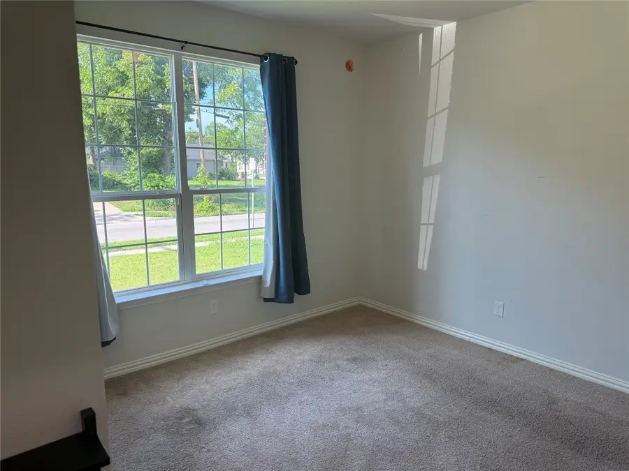 2815 Bourland Street, Greenville, TX 75401 - Image #2