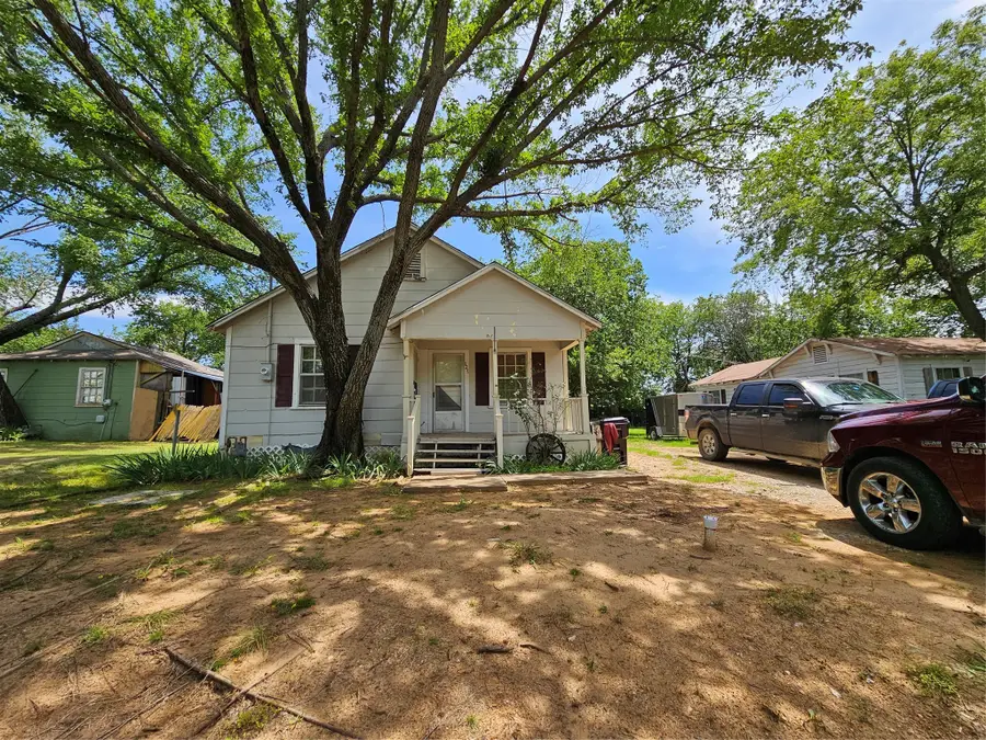 127 Morgan Street, Pilot Point, TX 76258 - Image #2