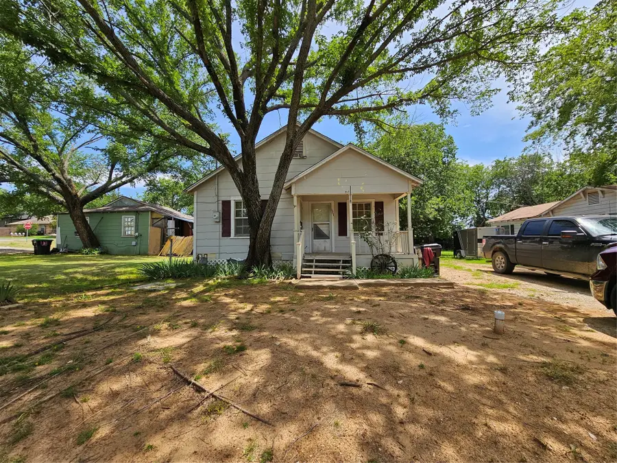 127 Morgan Street, Pilot Point, TX 76258 - Image #3