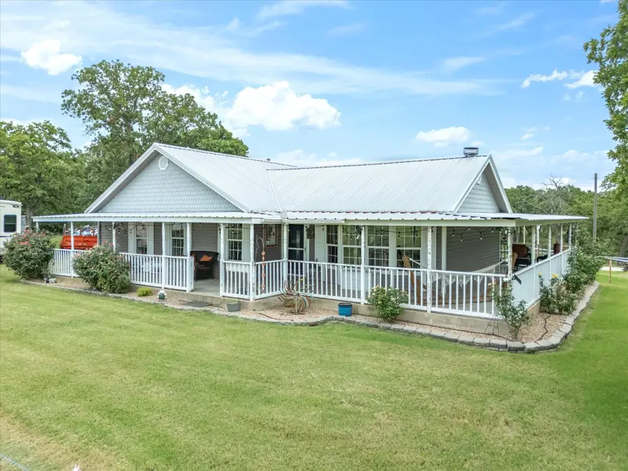 147 Fox Run Road, Bowie, TX 76230 - Image #2