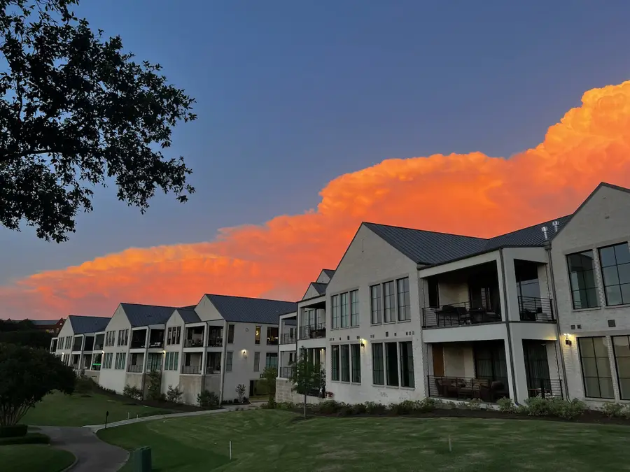 350 O Connor Ridge Boulevard #13, Irving, TX 75038 - Image #3