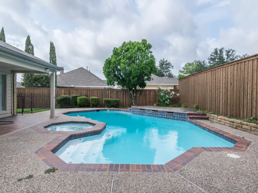 2004 Carmel Drive, Plano, TX 75075 - Image #2