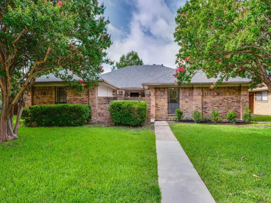 2126 Pueblo Drive, Carrollton, TX 75006 - Image #1